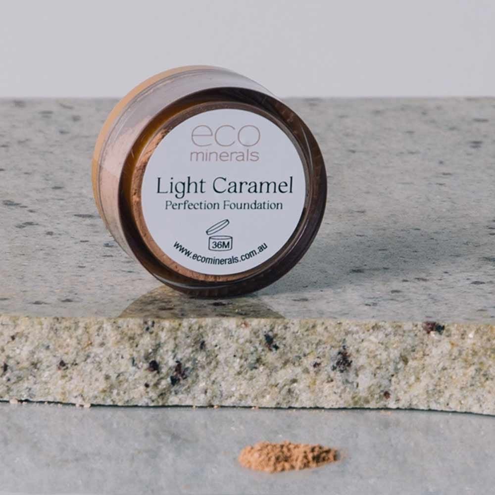 Eco Minerals Perfection Dewy Mineral Foundation Light Caramel Refill 5g