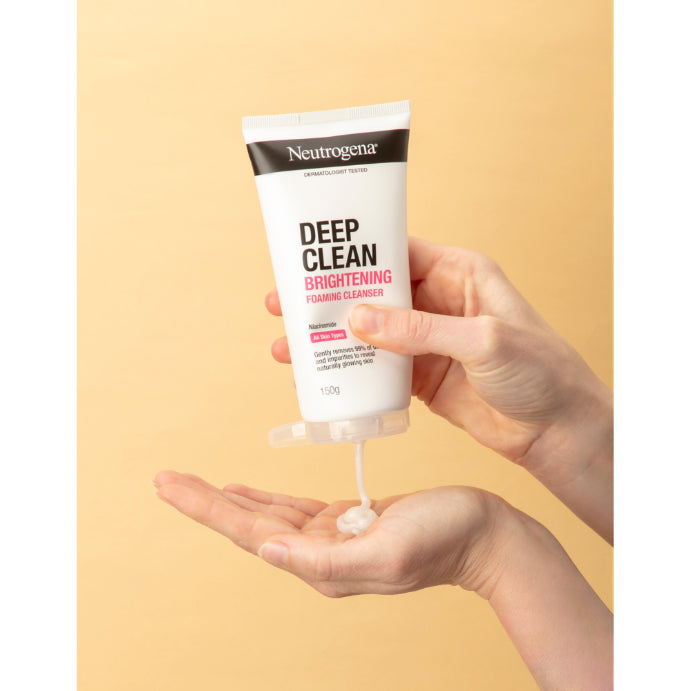 Neutrogena® Deep Clean Brightening Foaming Cleanser 150g