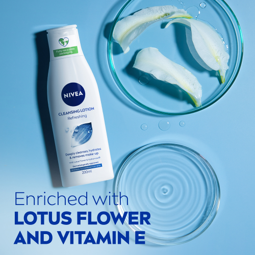 Nivea Visage Daily Essentials Refreshing Gentle Cleansing Lotion 200ml