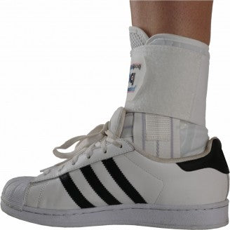 Body Assist Sports Lock Lace-up Ankle Guard White/black
