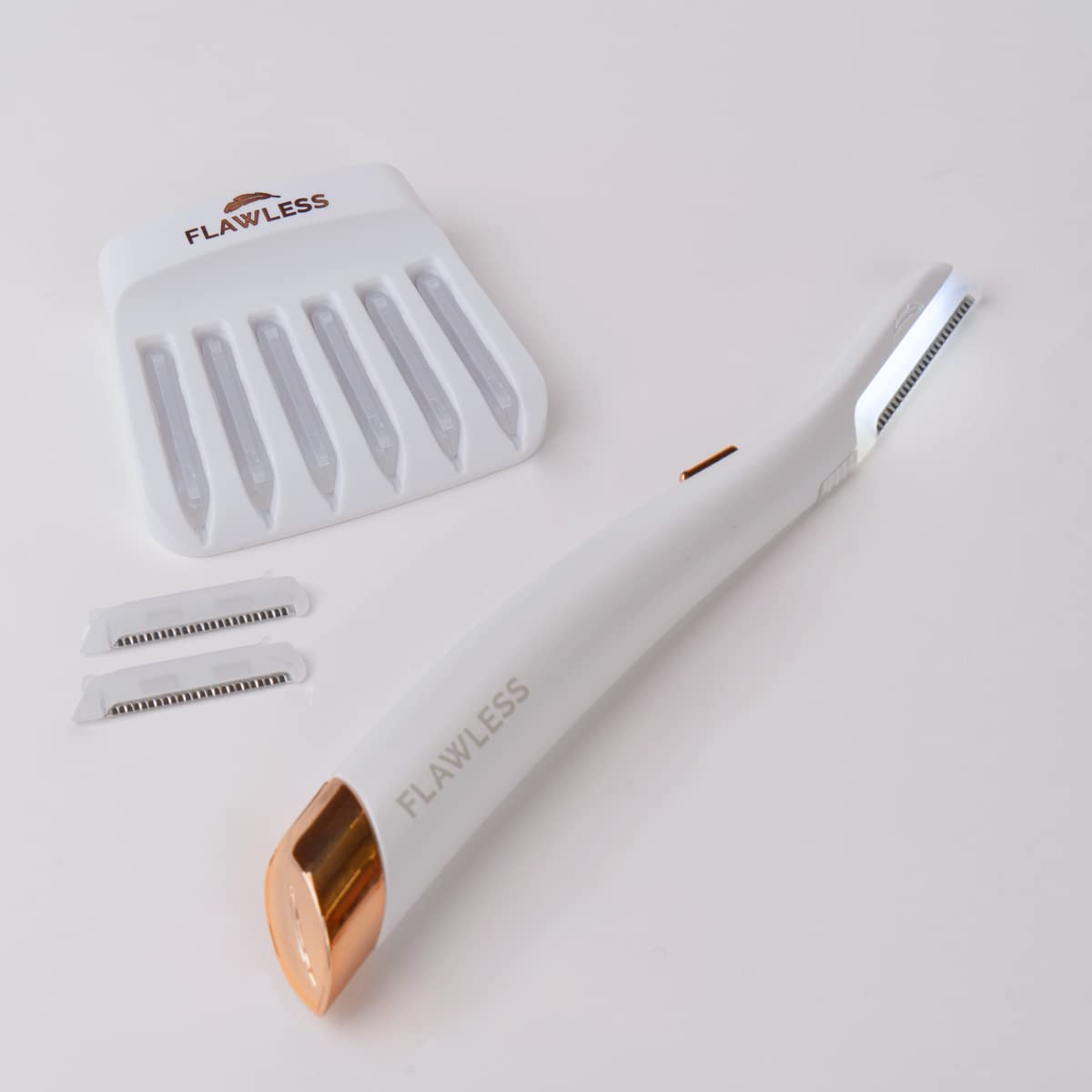 Flawless Finishing Touch Dermaplane Glow