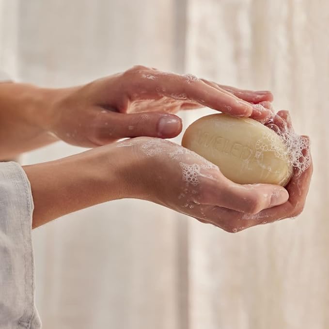 Weleda Organic Shower Bar (Solid Body Wash) Ginger + Petitgrain 75g