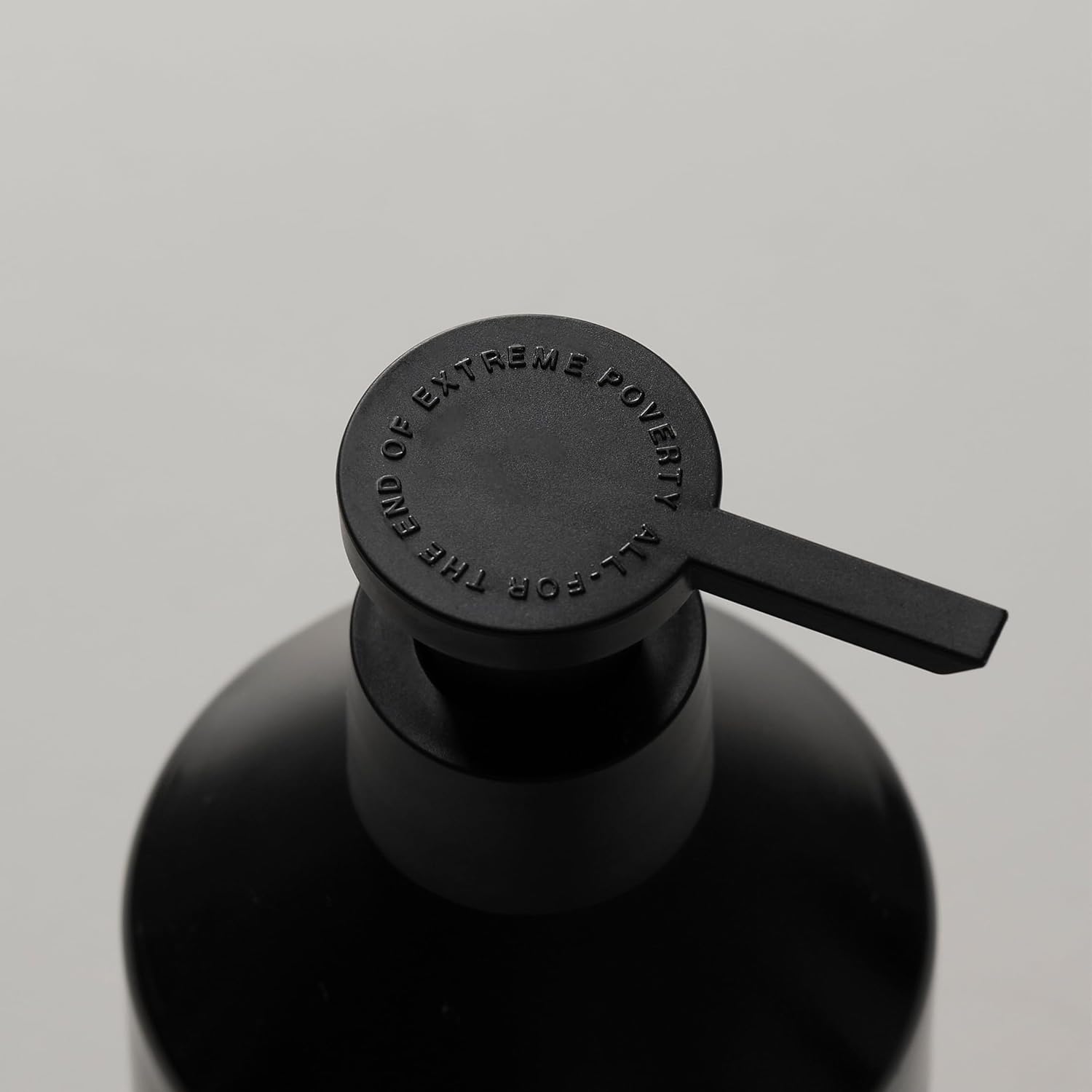 Thankyou Forever Bottle Black Aluminium 500mL