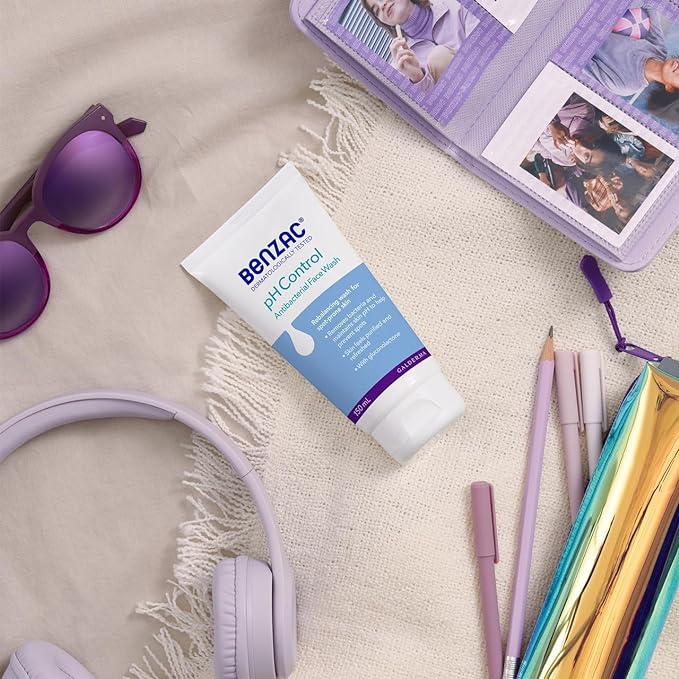 Benzac Ph Control Antibacterial Face Wash 150ml