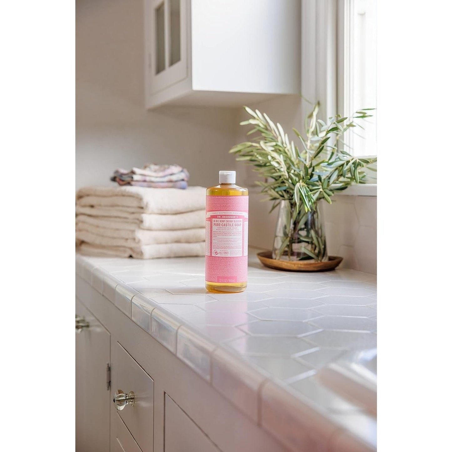 Dr. Bronner's Pure-Castile Soap Liquid (Hemp 18-in-1) Cherry Blossom 473ml