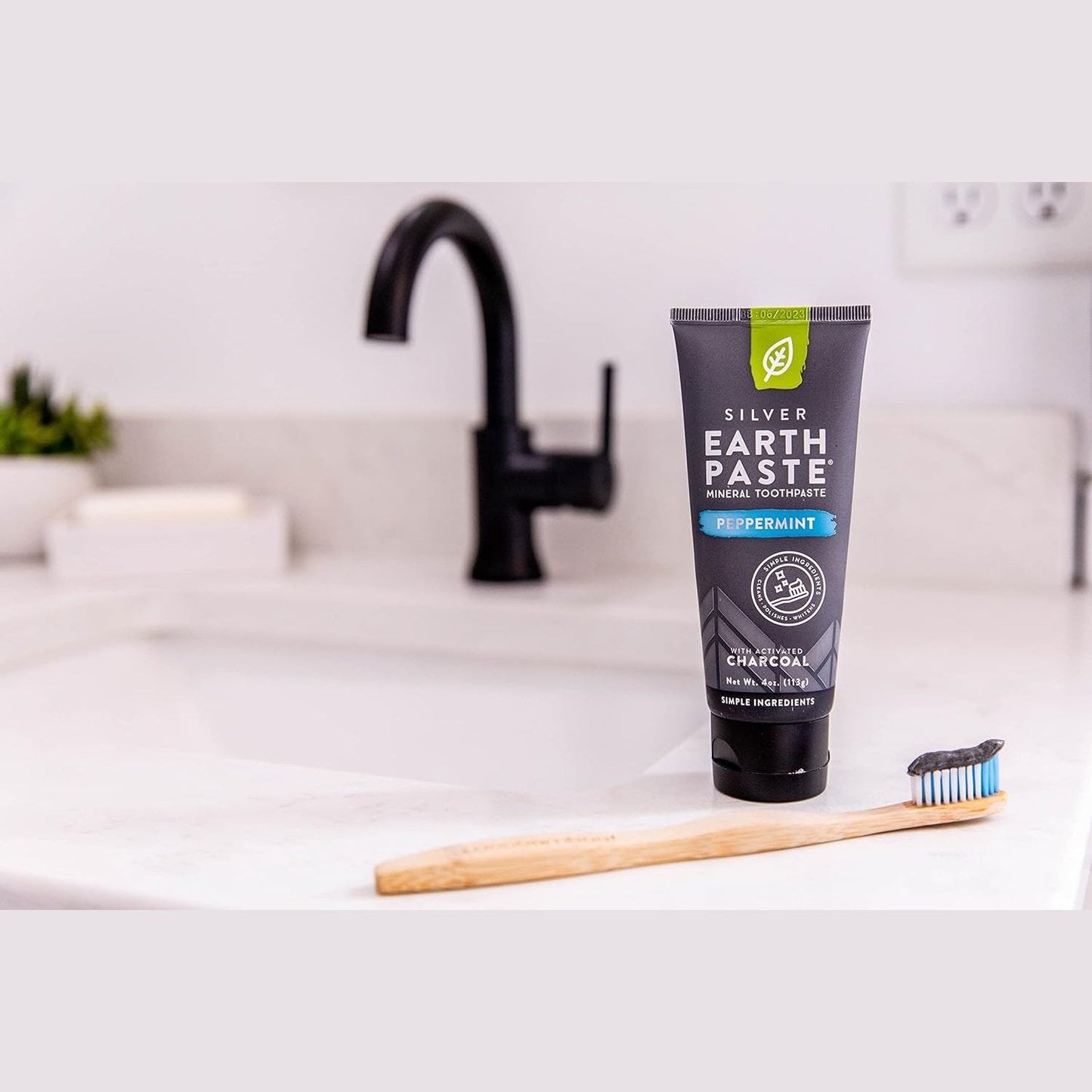 REDMOND Earthpaste Toothpaste with Silver Peppermint & Charcoal 113g